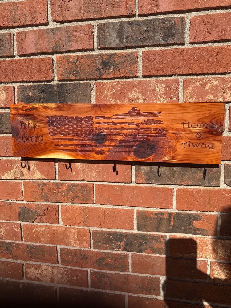 Outdoorsman hook board