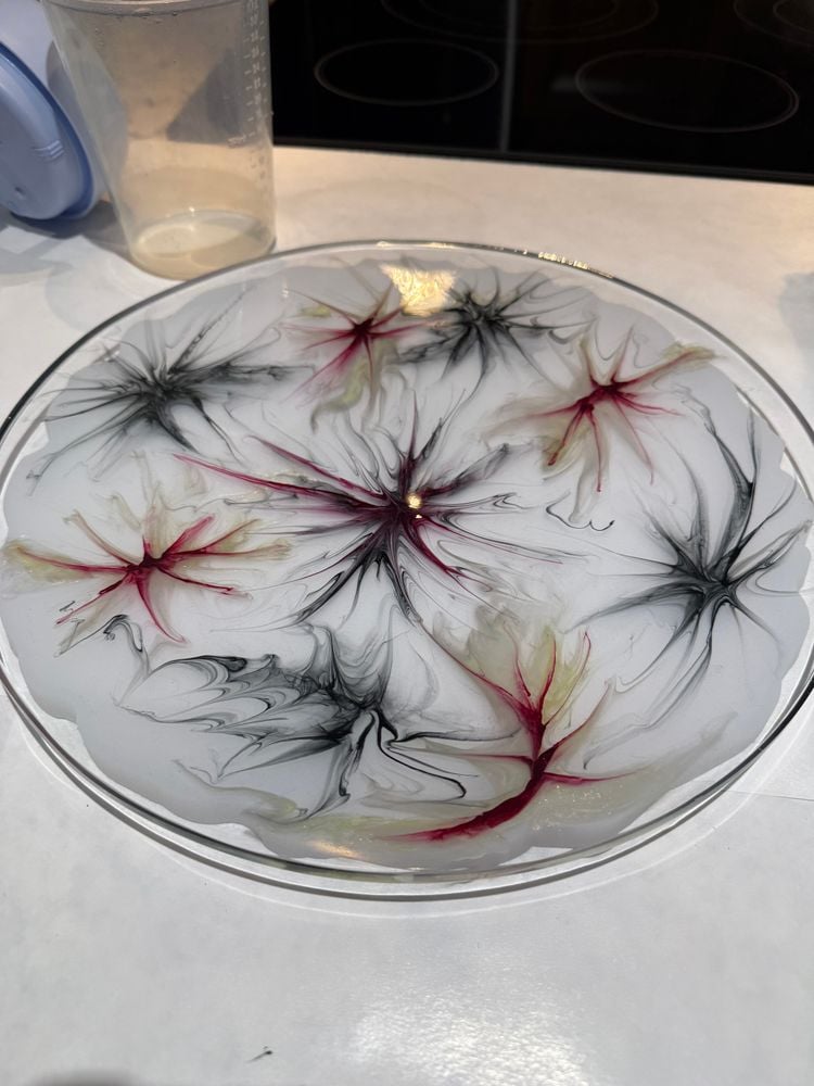 Pulled ink resin tray