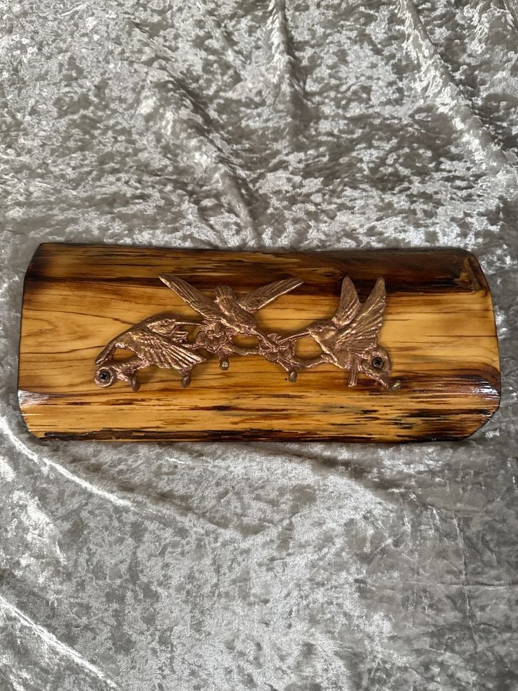 Hummingbird hook rack